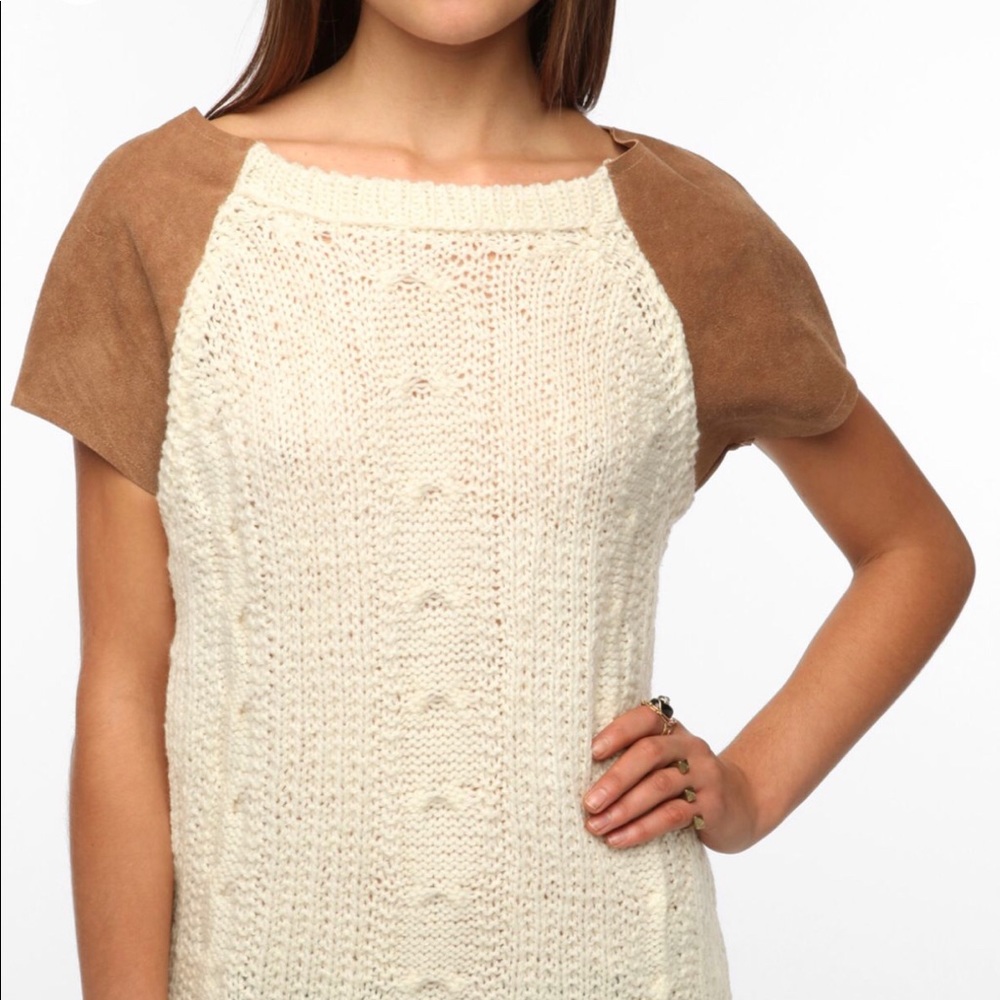 NWOT Urban Renewal Shaker Knit!
